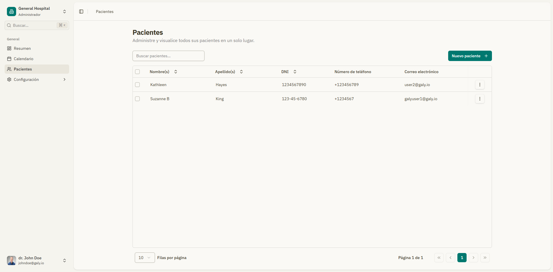 Página de lista de pacientes con tabla y barra de búsqueda